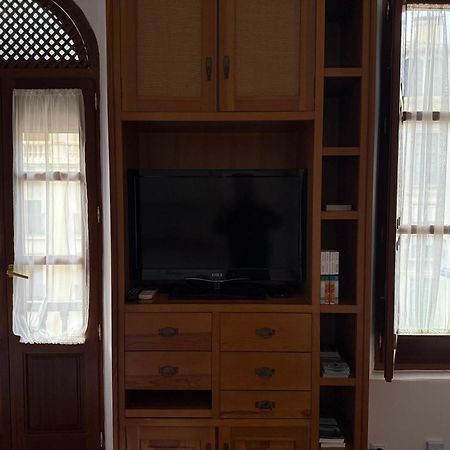 Cozy Studio 6 Min To Alhambra-2 Min To Cathedral Walking غرناطة المظهر الخارجي الصورة