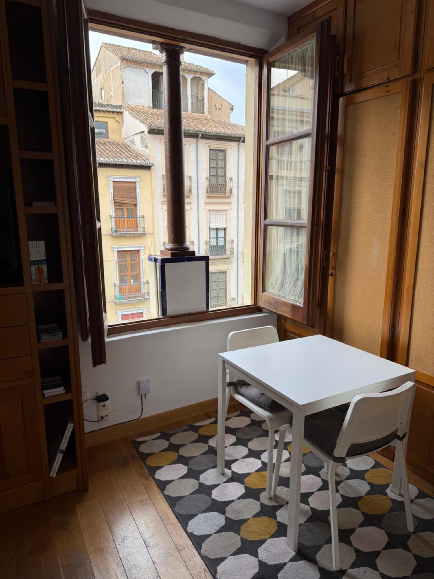 Cozy Studio 6 Min To Alhambra-2 Min To Cathedral Walking غرناطة المظهر الخارجي الصورة